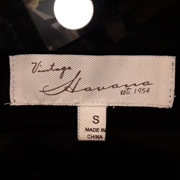 Vintage Havana semi sheer blouse with collar studs - Picture 6 of 7